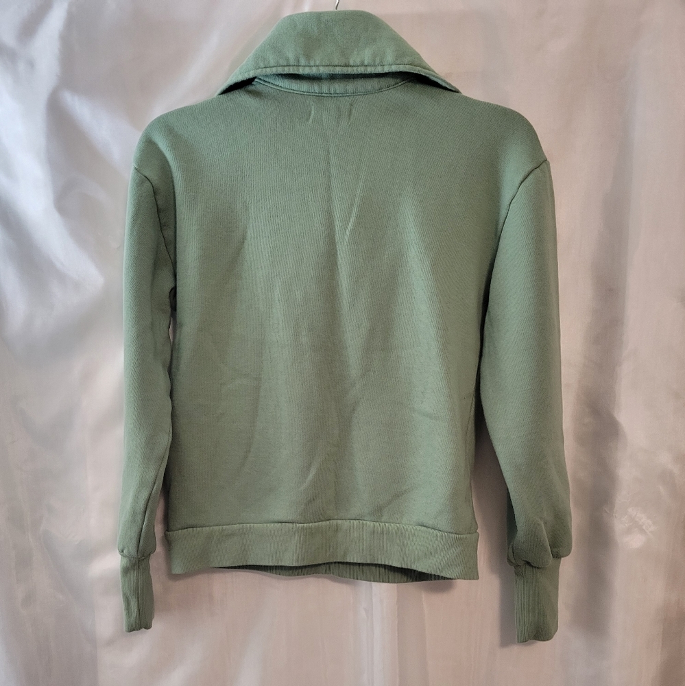 The Drop Sweatshirt - Picture 2 of 4